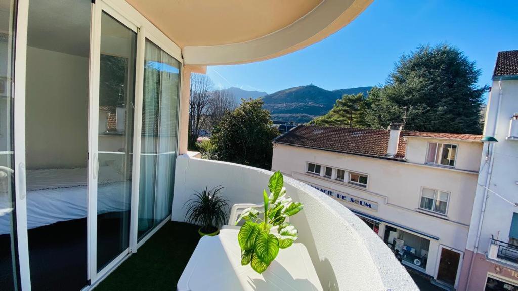 Superbe Appart Avec De Parking Gratuit Sur Place Lourdes Exterior foto